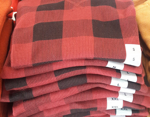 Clothing Store «Old Navy», reviews and photos, 5041 Jericho Turnpike, Commack, NY 11725, USA