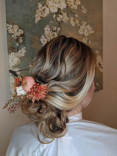 Beauty Salon «Pulse Salon & Day Spa», reviews and photos, 1023 SW Yamhill St, Portland, OR 97205, USA