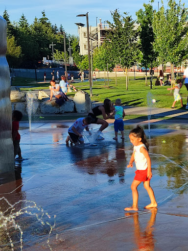 Park «Town Square Park», reviews and photos, 31600 Pete von Reichbauer Way South, Federal Way, WA 98003, USA