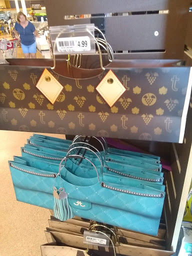 Supermarket «Giant Food Stores», reviews and photos, 2415 E Market St, East York, PA 17402, USA