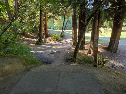 Golf Course «Howling Coyote Disc Golf Course», reviews and photos, 16900 W Riverside Dr, Bothell, WA 98011, USA