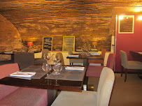 Atmosphère du Restaurant français La Cave Ô Délices à Montauban - n°4