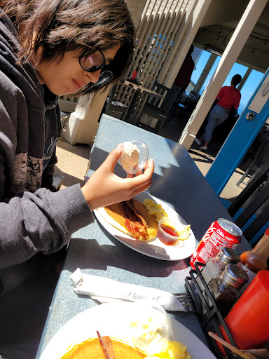 Cafe «Trinks Cafe & Bakery», reviews and photos, 39140 CA-1, Gualala, CA 95445, USA