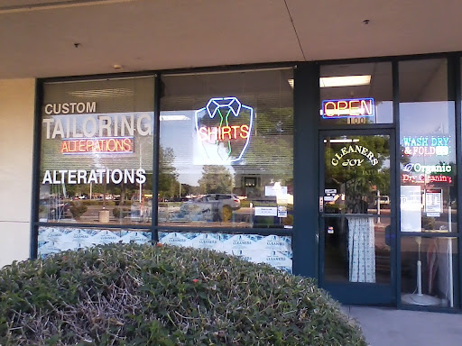 Dry Cleaner «Joy Cleaners», reviews and photos, 14410 Washington Ave #100, San Leandro, CA 94578, USA