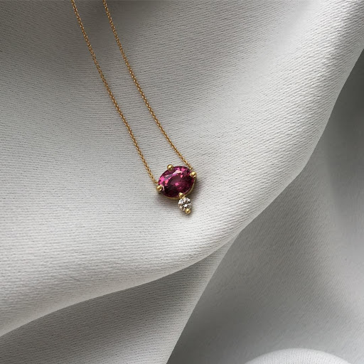 Jewelry Store «Robert Goodman Jewelers», reviews and photos, 106 N Main St, Zionsville, IN 46077, USA