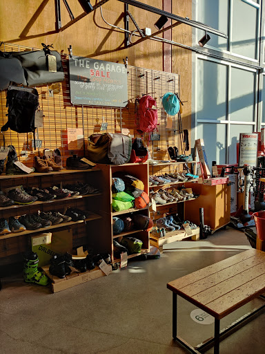 Camping Store «REI», reviews and photos, 13100 W Capitol Dr, Brookfield, WI 53005, USA