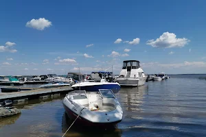 Marina Bo-Bi-No Pointe-Calumet image