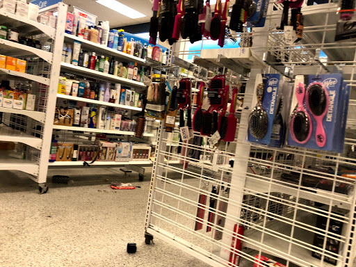 Clothing Store «Ross Dress for Less», reviews and photos, 3500 East-West Hwy, Hyattsville, MD 20782, USA