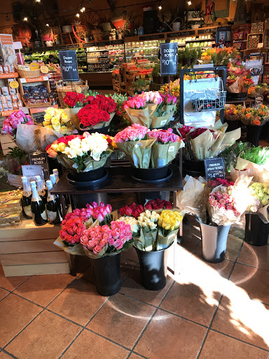 Grocery Store «The Fresh Market», reviews and photos, 2490 E 146th St, Carmel, IN 46033, USA