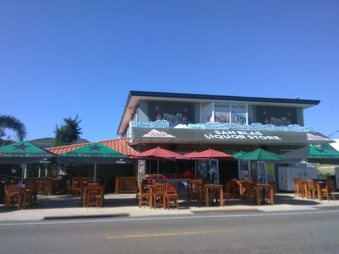 San Blas Liquor Store