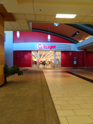 Shopping Mall «Merle Hay Mall», reviews and photos, 3800 Merle Hay Rd, Des Moines, IA 50310, USA