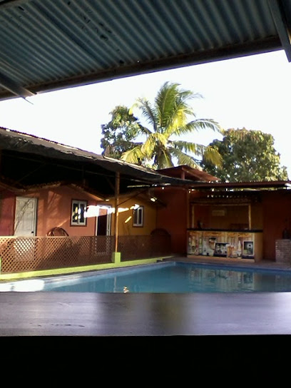 Hotel Y Restaurante Villa Catalán
