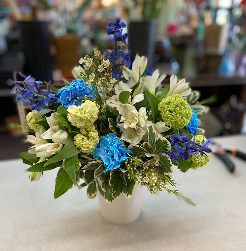 Florist «Cardell Floral», reviews and photos, 3542 Douglas Dr N, Minneapolis, MN 55422, USA