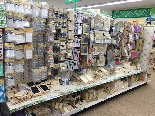 Dollar Store «Dollar Tree», reviews and photos, 2291 Pickwick Dr a, Camarillo, CA 93010, USA