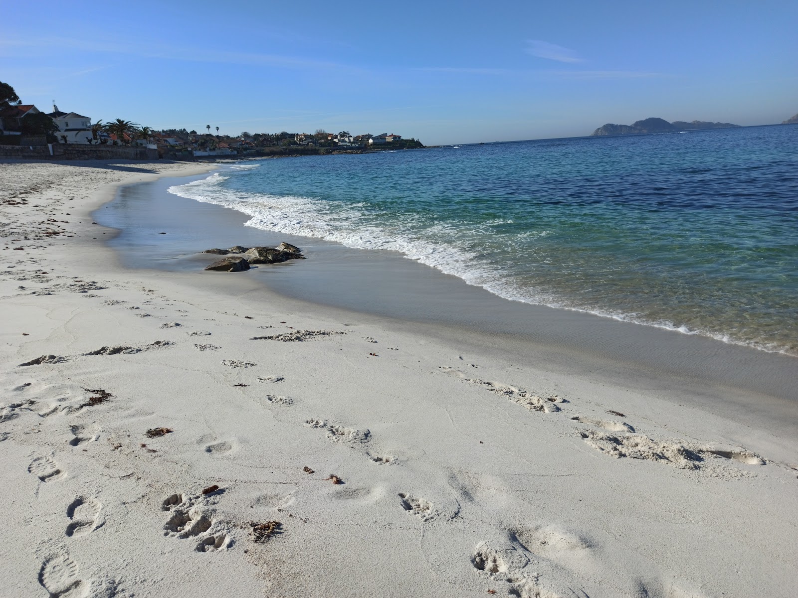 Foto de Playa de Fuchiños con muy limpio nivel de limpieza