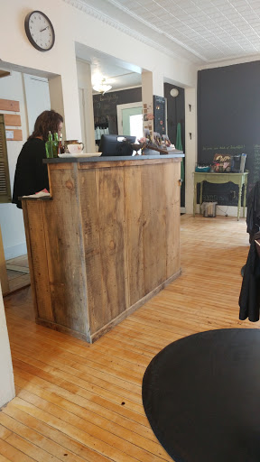 Beauty Salon «Salon Ruelle», reviews and photos, 79 Lower Main St, Morrisville, VT 05661, USA