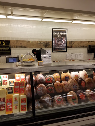 Grocery Store «Rouses Market», reviews and photos, 50 Park Pl Dr, Covington, LA 70433, USA