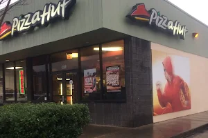 Pizza Hut image