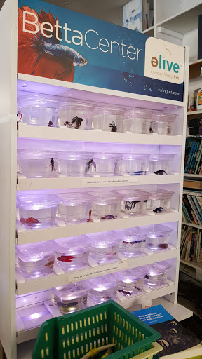 Pet Supply Store «Pets Unlimited», reviews and photos, 1888 Drew St, Clearwater, FL 33765, USA