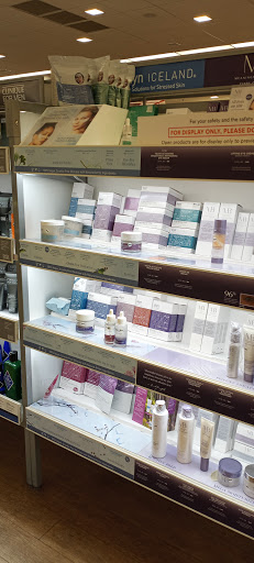 Hair Salon «Ulta Beauty», reviews and photos, 423 21st St, Vero Beach, FL 32960, USA