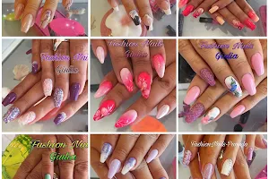 Fashion Nails - Ricostruzione Unghie image