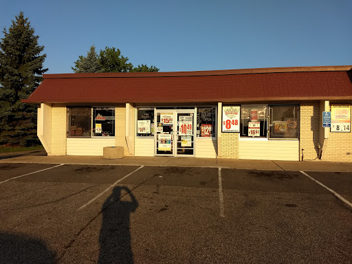 Liquor Store «A & M Liquor», reviews and photos, 5709 Carmen Ave E, Inver Grove Heights, MN 55076, USA