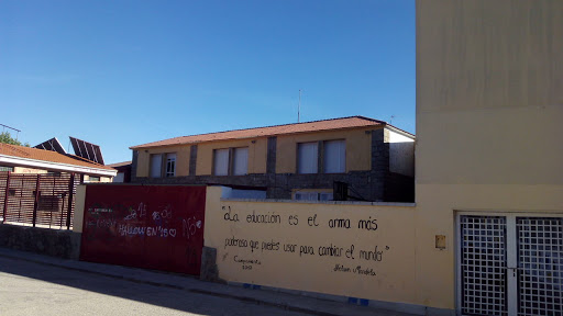 Colegio Público Suárez Somonte en Cenicientos