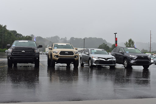 Used Car Dealer «Team Toyota», reviews and photos, 905 Brady Ave, Steubenville, OH 43952, USA