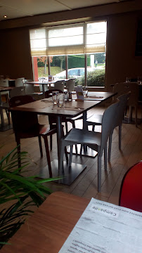 Atmosphère du Restaurant français Restaurant Campanile Rouen Nord - Mont Saint Aignan - n°3