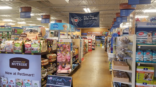 Pet Supply Store «PetSmart», reviews and photos, 1742 E 3rd St, Williamsport, PA 17701, USA