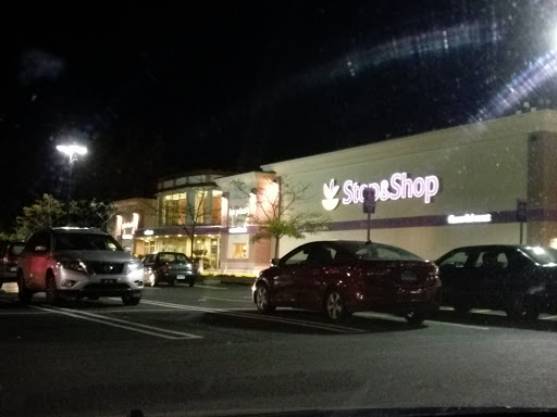 Grocery Store «Stop & Shop», reviews and photos, 930 N Colony Rd, Wallingford, CT 06492, USA