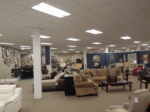 Furniture Store «Raymour & Flanigan Furniture and Mattress Store», reviews and photos, 1459 Niagara Falls Blvd, Amherst, NY 14228, USA