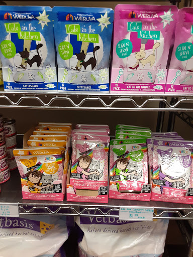 Grocery Store «Natural Pet Supply», reviews and photos, 3135 Peoples St # 402, Johnson City, TN 37604, USA