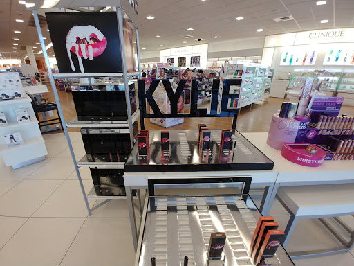 Hair Salon «Ulta Beauty», reviews and photos, 7757 N MacArthur Blvd, Irving, TX 75063, USA