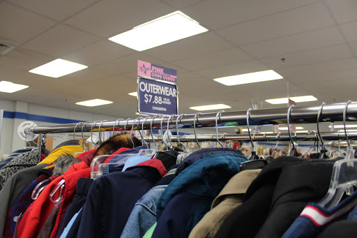 Thrift Store «Goodwill Store», reviews and photos, 2551 Heartland Pl, Coralville, IA 52241, USA