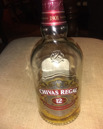 Liquor Store «National Liquor Mart», reviews and photos, 719 S Cesar E Chavez Dr, Milwaukee, WI 53204, USA