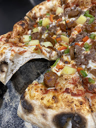 Photo n°57 de GOMORRA Pizza au feu de bois à Stains ()