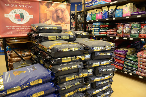 Pet Supply Store «The Feed Bag Pet Supply», reviews and photos, 10900 N Port Washington Rd, Mequon, WI 53092, USA