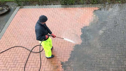 Graffiti cleaning Sunderland