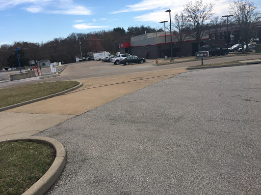 Oil Change Service «Jiffy Lube», reviews and photos, 1915 Hawkins Rd, Fenton, MO 63026, USA