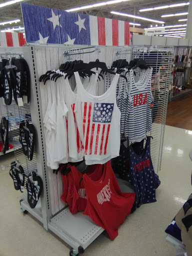 Grocery Store «Meijer», reviews and photos, 22600 Allen Rd, Woodhaven, MI 48183, USA