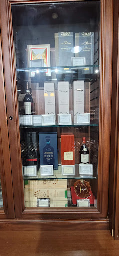 Wine Store «Wine Library», reviews and photos, 586 Morris Ave, Springfield Township, NJ 07081, USA