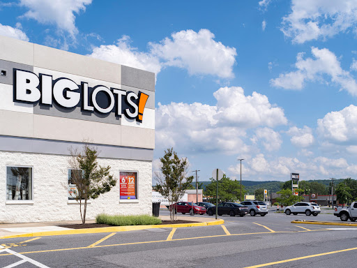 Shopping Mall «Lehigh Shopping Center», reviews and photos, W Union Blvd, Bethlehem, PA 18018, USA