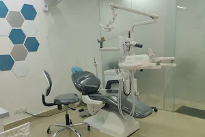 Dr. E Thulasiraam Dental and Orthodontic Center image