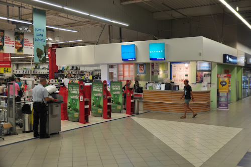 Centre commercial Centre Commercial Carrefour Ségny Ségny