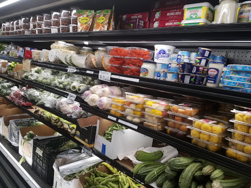 Indian Grocery Store «Everest Indian Grocery Store», reviews and photos, 1621 Columbia Ave, Lancaster, PA 17603, USA