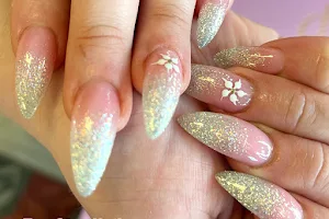 Top Star Nails image