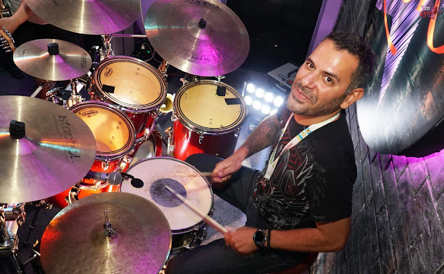 Коментари и отзиви за You Rock