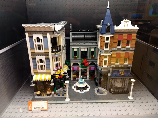 The LEGO® Store Burlington Mall