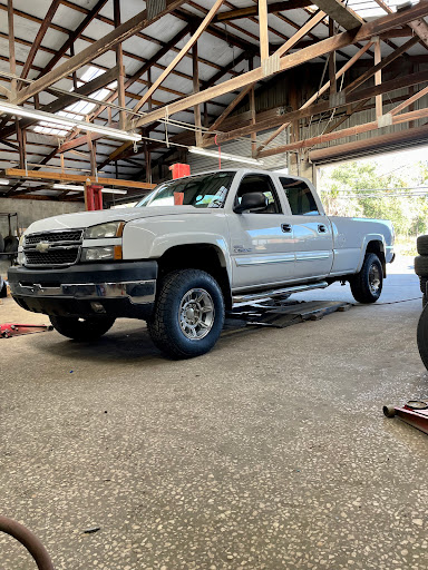 Tire Shop «Town and Country Tire Services», reviews and photos, 317 E Howard St, Live Oak, FL 32064, USA